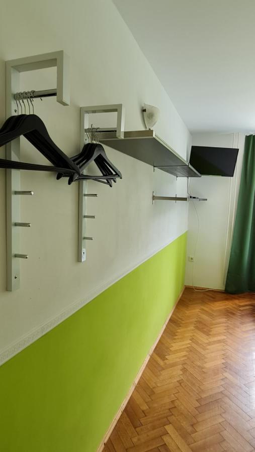 Guesthouse Osvald Zirovnica ภายนอก รูปภาพ
