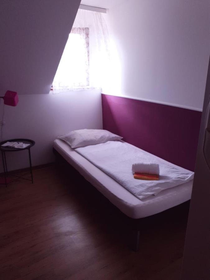 Guesthouse Osvald Zirovnica ภายนอก รูปภาพ